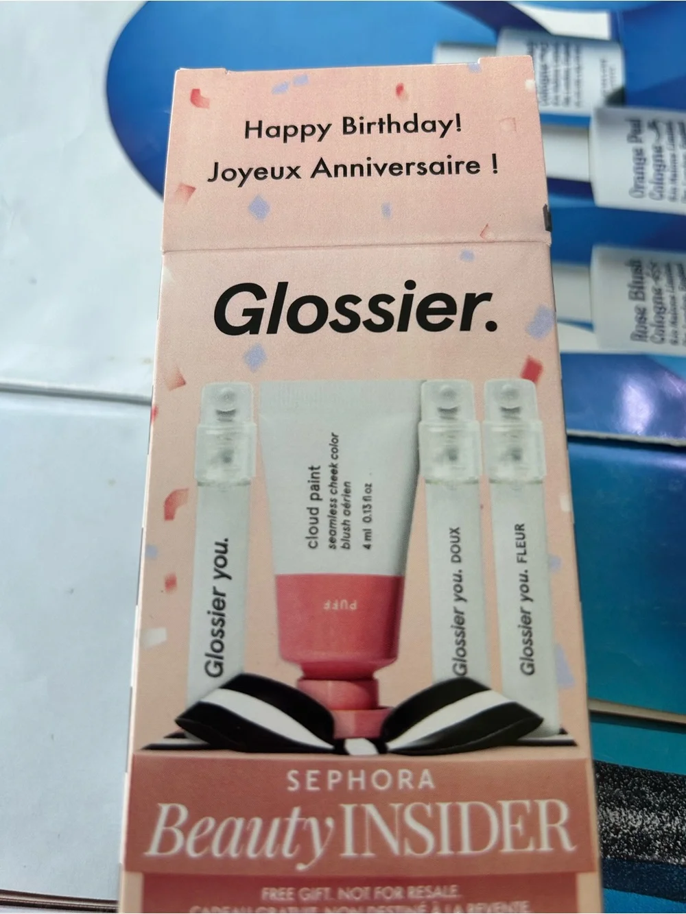 Glossier Mini Pink Beauty Insider cheek blush puff holiday gift Set